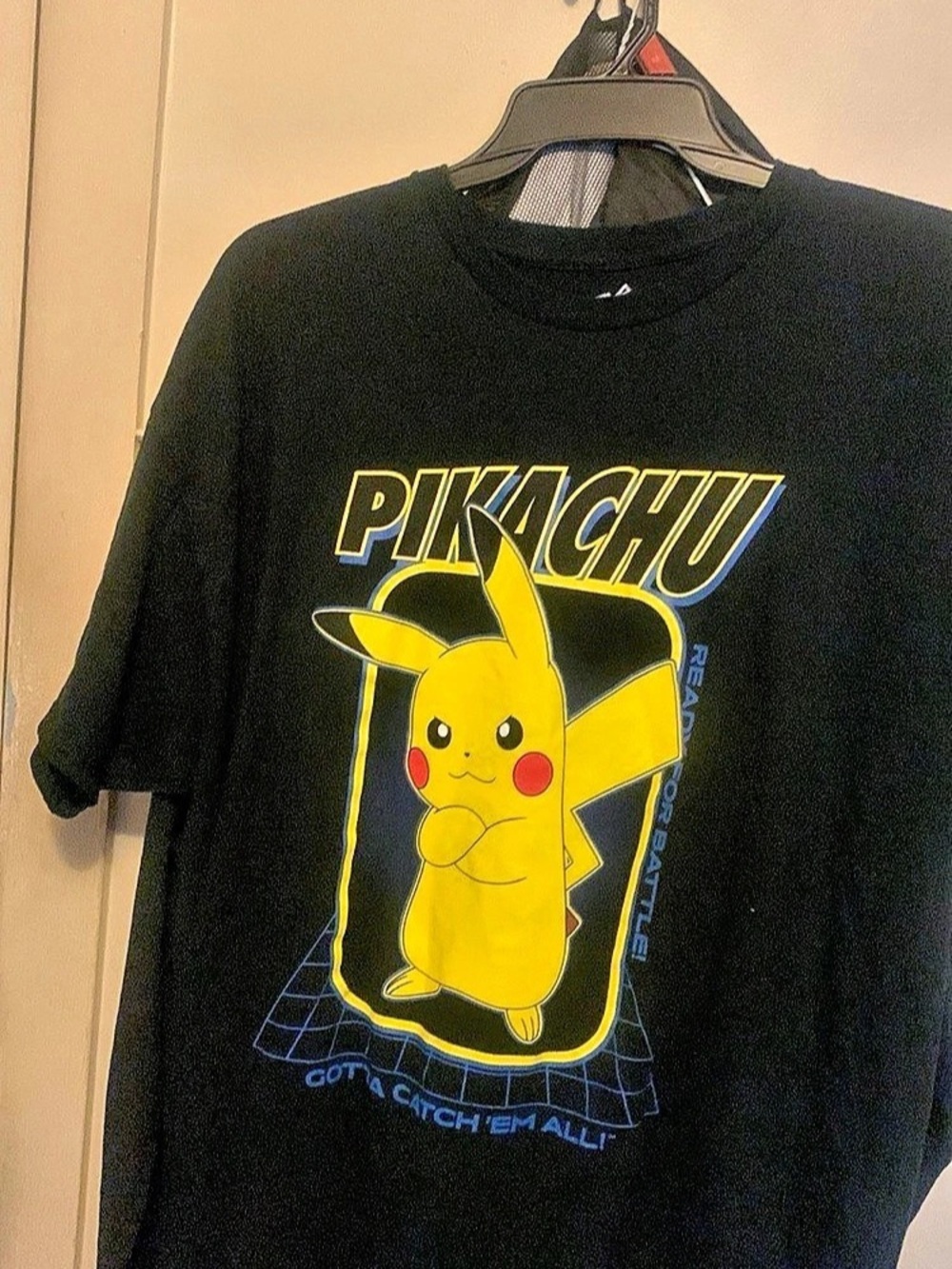 Hybrid Pokémon Pikachu Graphic Tee Size XXL Like New